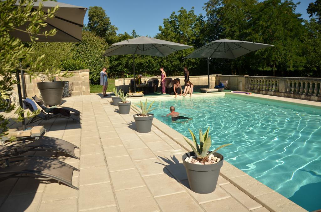Chateau De Bellevue B&B Et Appartements Avec Piscine Saisonal Chauffee Et Chambres Partout Climatisees Saint-Avit  Екстериор снимка