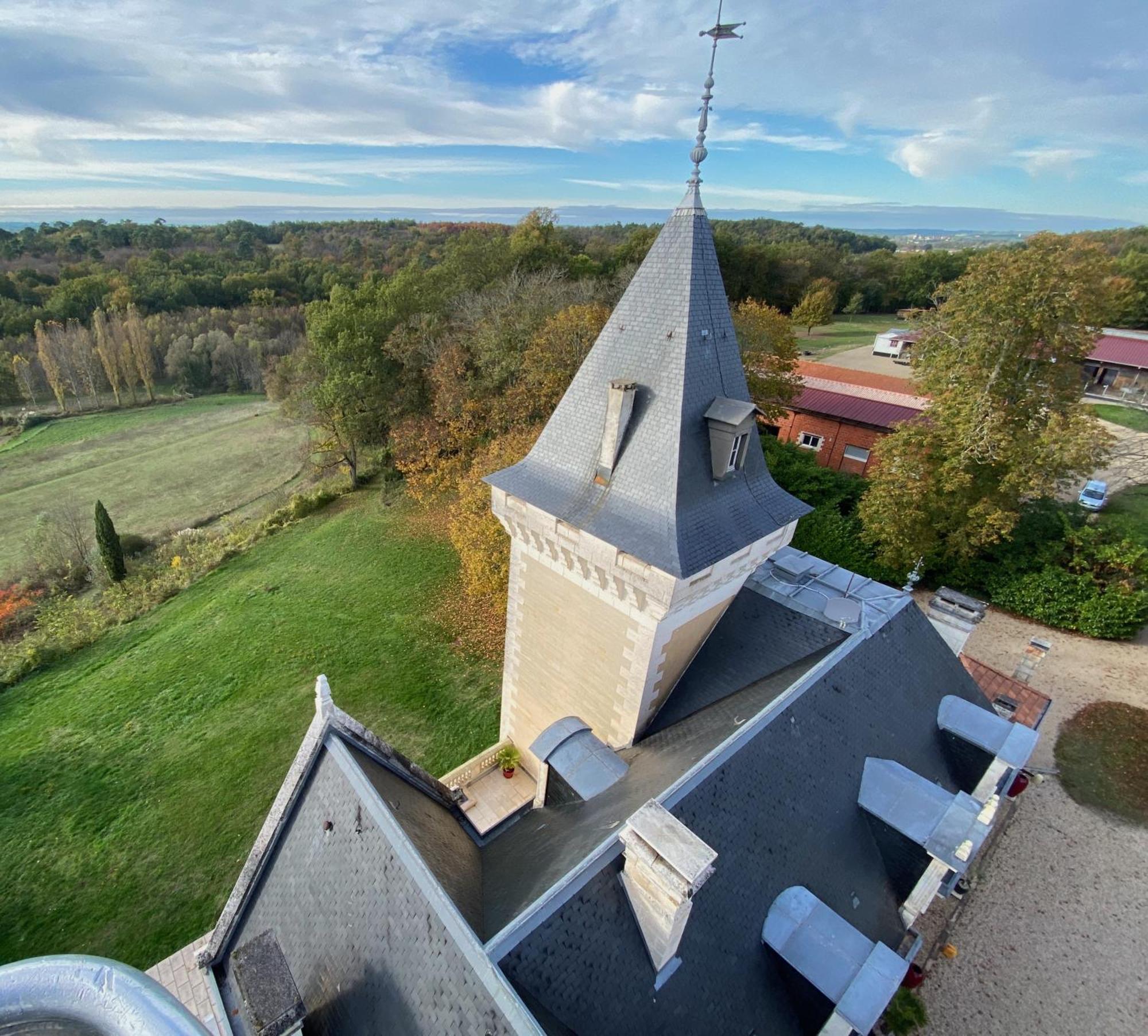 Chateau De Bellevue B&B Et Appartements Avec Piscine Saisonal Chauffee Et Chambres Partout Climatisees Saint-Avit  Екстериор снимка