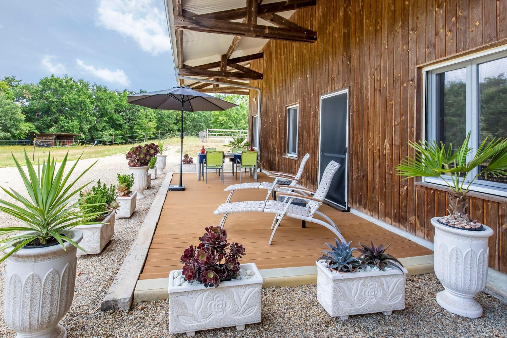 Chateau De Bellevue B&B Et Appartements Avec Piscine Saisonal Chauffee Et Chambres Partout Climatisees Saint-Avit  Стая снимка