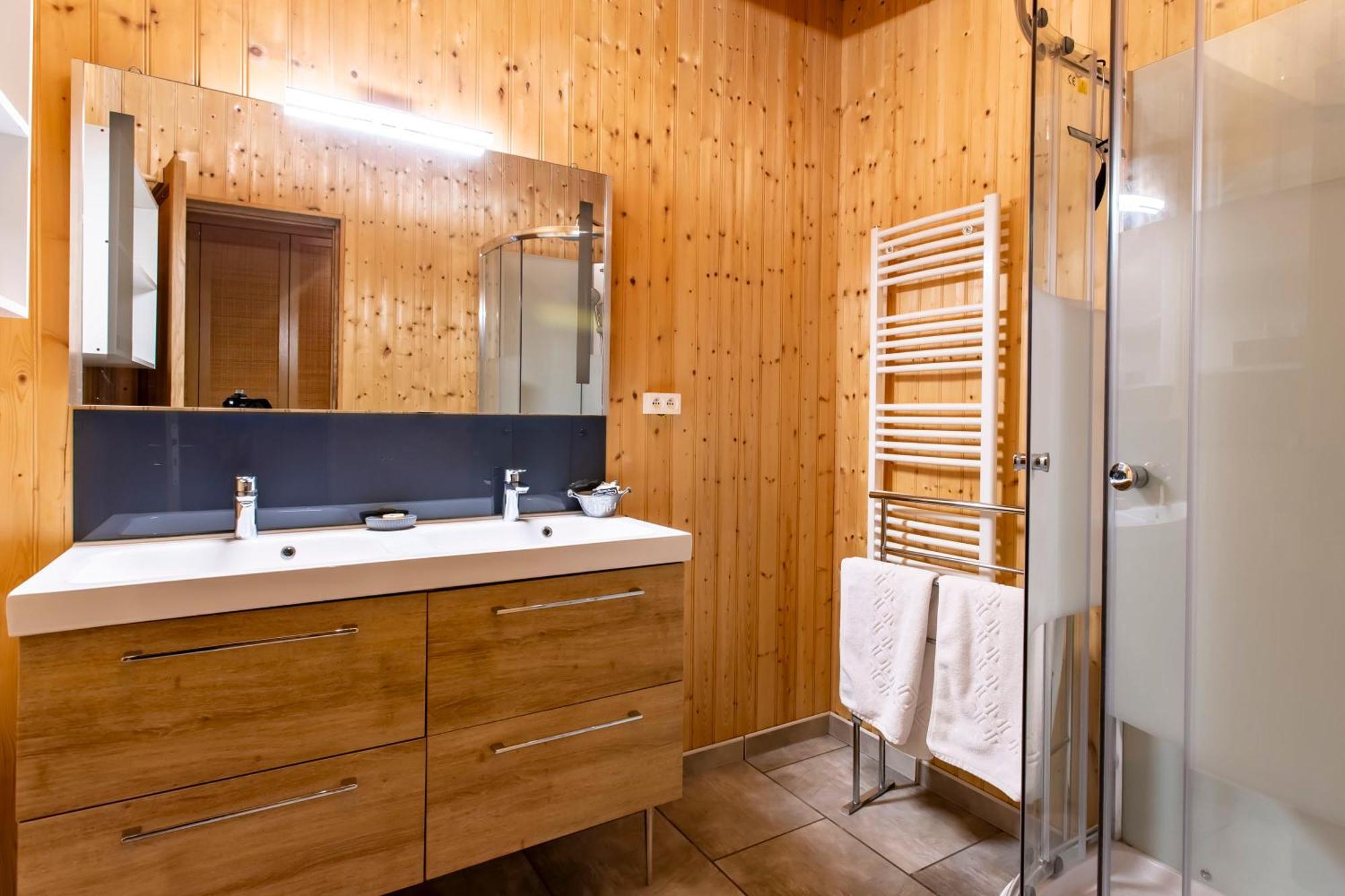 Chateau De Bellevue B&B Et Appartements Avec Piscine Saisonal Chauffee Et Chambres Partout Climatisees Saint-Avit  Екстериор снимка