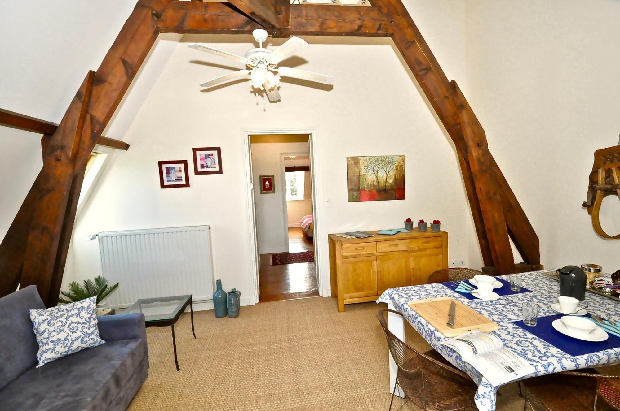 Chateau De Bellevue B&B Et Appartements Avec Piscine Saisonal Chauffee Et Chambres Partout Climatisees Saint-Avit  Екстериор снимка