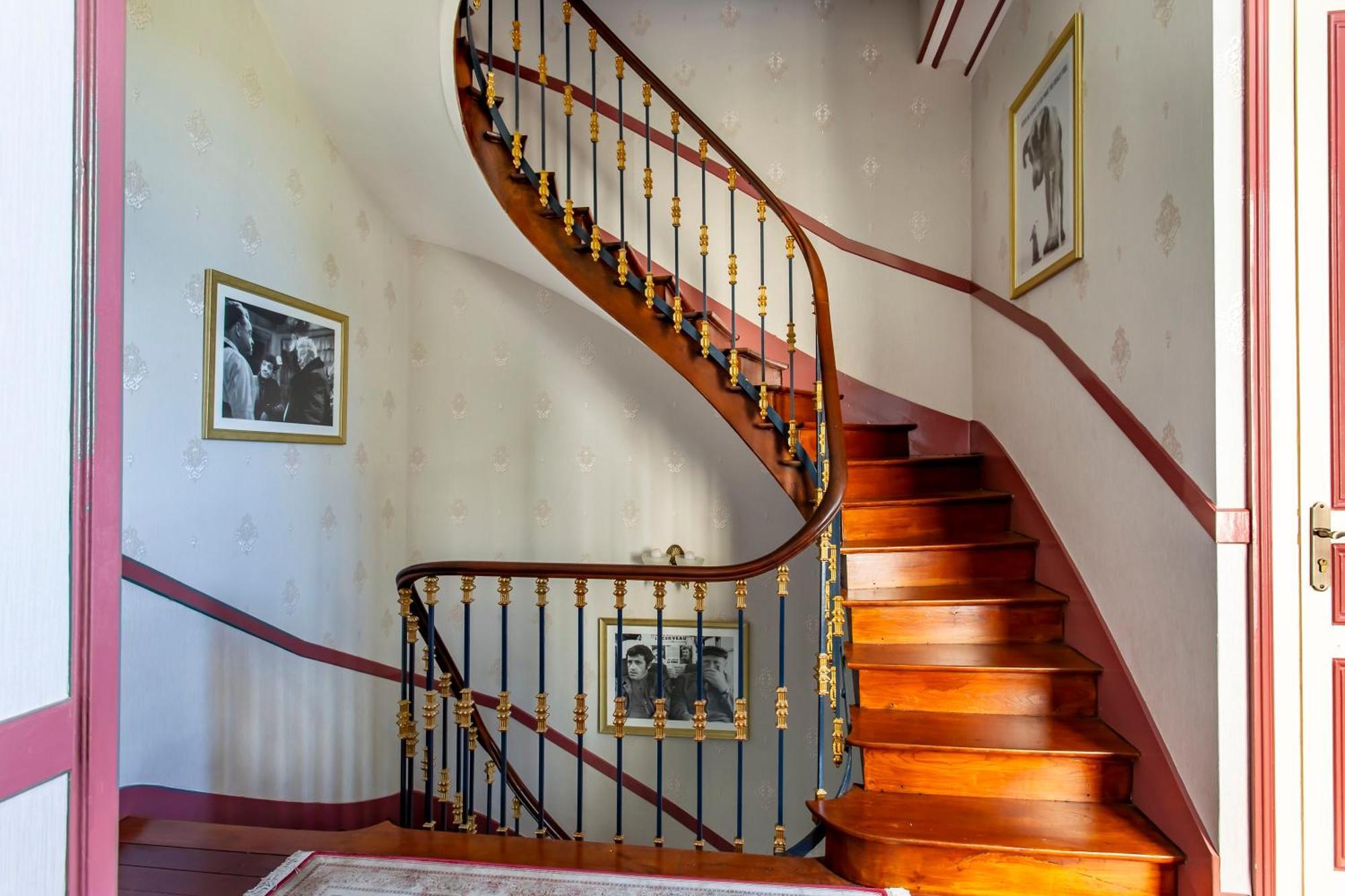 Chateau De Bellevue B&B Et Appartements Avec Piscine Saisonal Chauffee Et Chambres Partout Climatisees Saint-Avit  Стая снимка
