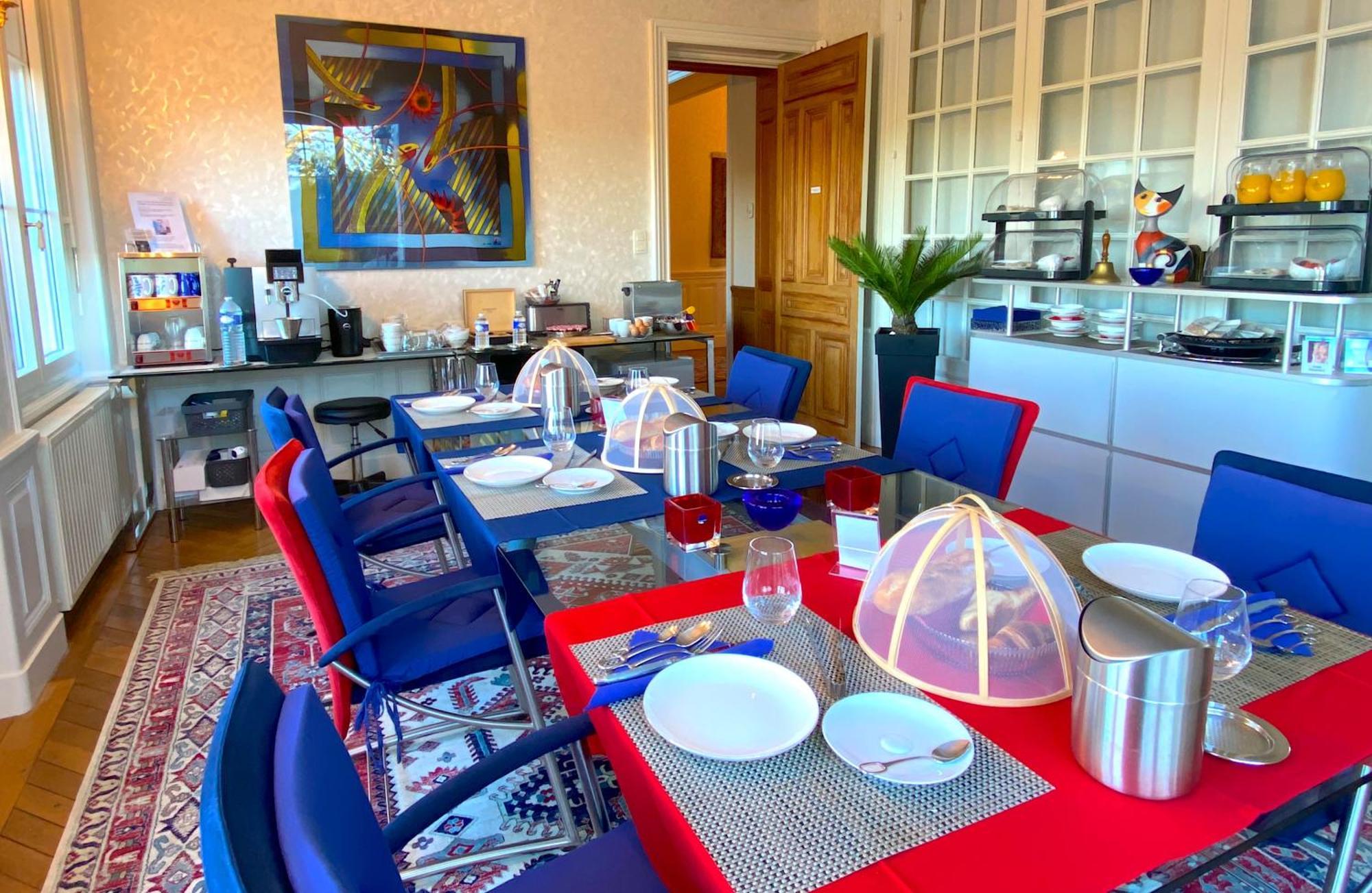 Chateau De Bellevue B&B Et Appartements Avec Piscine Saisonal Chauffee Et Chambres Partout Climatisees Saint-Avit  Екстериор снимка