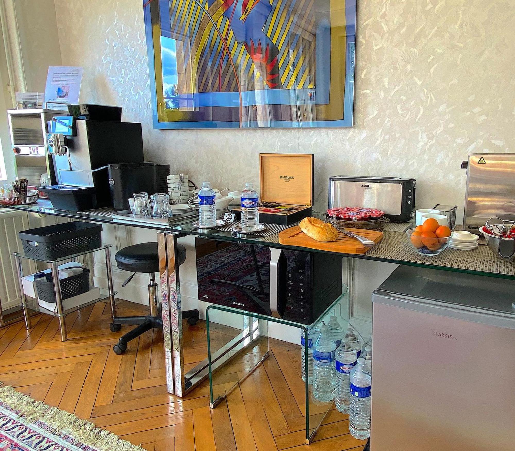 Chateau De Bellevue B&B Et Appartements Avec Piscine Saisonal Chauffee Et Chambres Partout Climatisees Saint-Avit  Стая снимка
