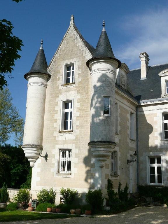 Chateau De Bellevue B&B Et Appartements Avec Piscine Saisonal Chauffee Et Chambres Partout Climatisees Saint-Avit  Стая снимка