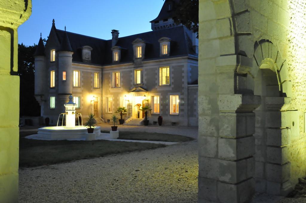 Chateau De Bellevue B&B Et Appartements Avec Piscine Saisonal Chauffee Et Chambres Partout Climatisees Saint-Avit  Екстериор снимка