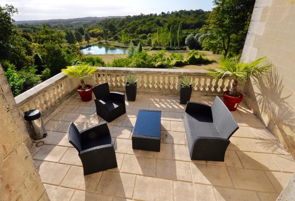 Chateau De Bellevue B&B Et Appartements Avec Piscine Saisonal Chauffee Et Chambres Partout Climatisees Saint-Avit  Екстериор снимка